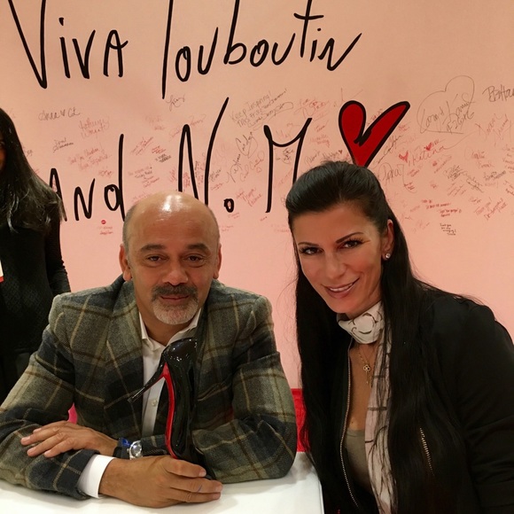 Meet your Posher, Dusty - Picture 4 of 6